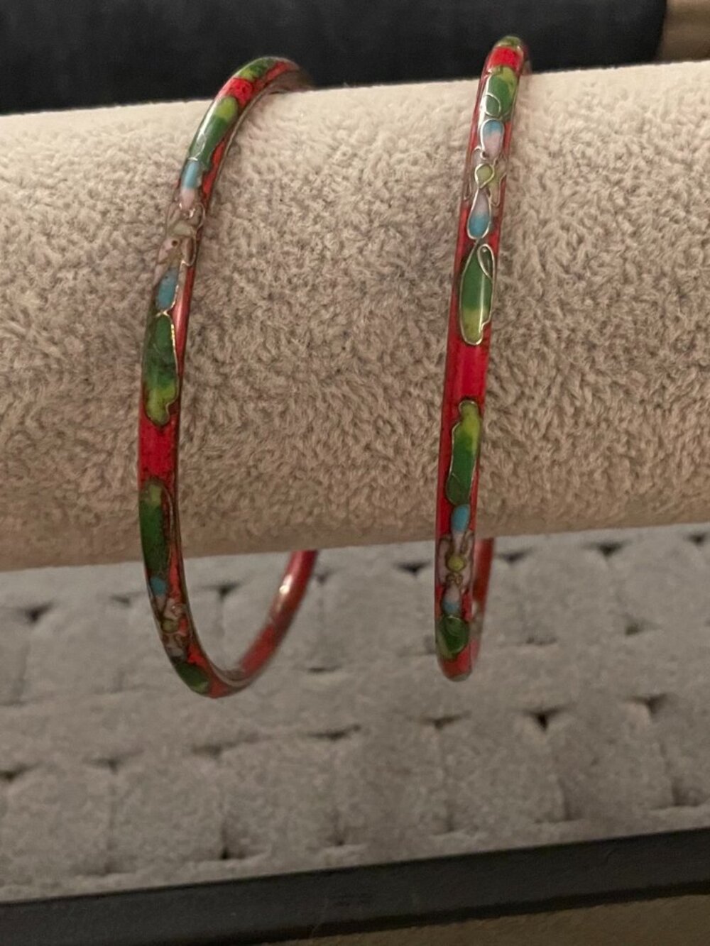 Vintage Jewelry Bundle Set of 2 Red Cloisonne Bangles 1960s Retro 20 grams Boho
